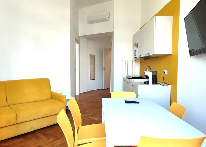 Triestecenter & - Colori Di 3* Trieste